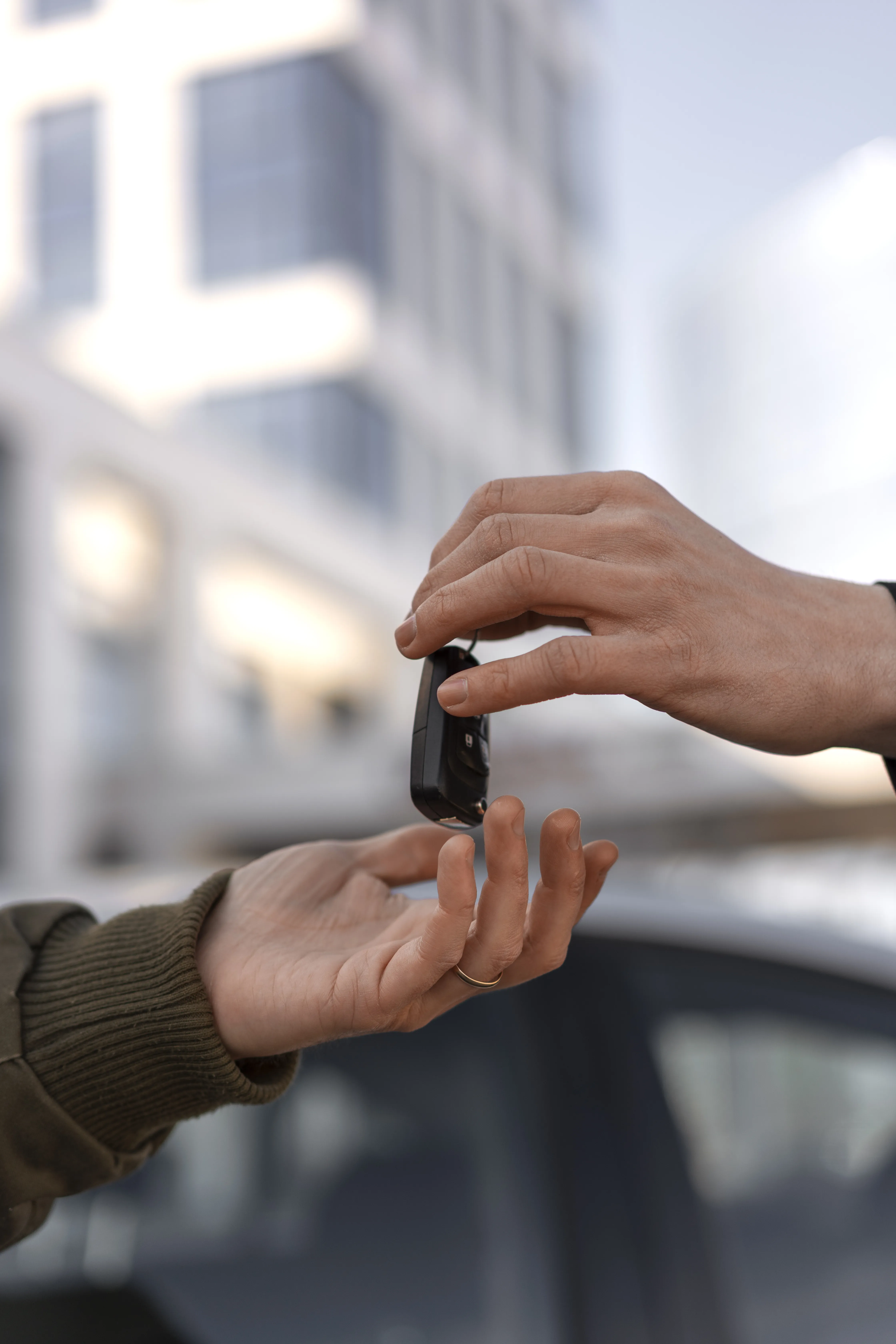 Carros usados no Porto: o que avaliar antes de comprar uma viatura